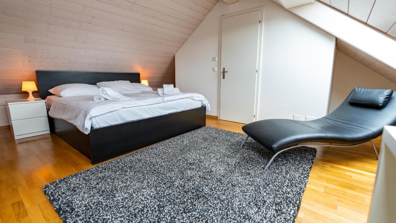 Los Lorentes Residences Bulle Szoba fotó